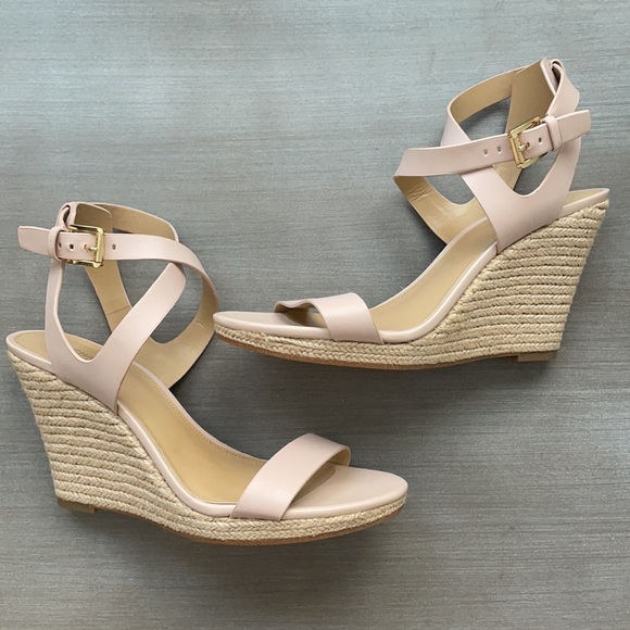 Blush/ Nude Michael Kors Wedges - size 9 1/2 - Picture 3 of 7